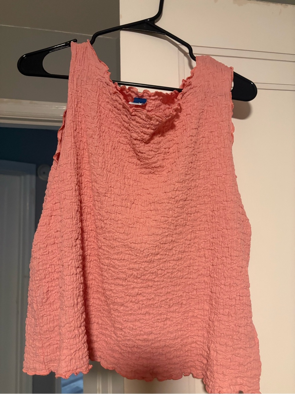 Old Navy Coral Sleeveless Crinkle Tank
